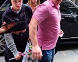 Shiloh cạo tóc, diện phong cách tomboy