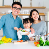 Ba thay đổi trong bữa ăn để sống khỏe chủ động