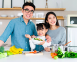 Ba thay đổi trong bữa ăn để sống khỏe chủ động